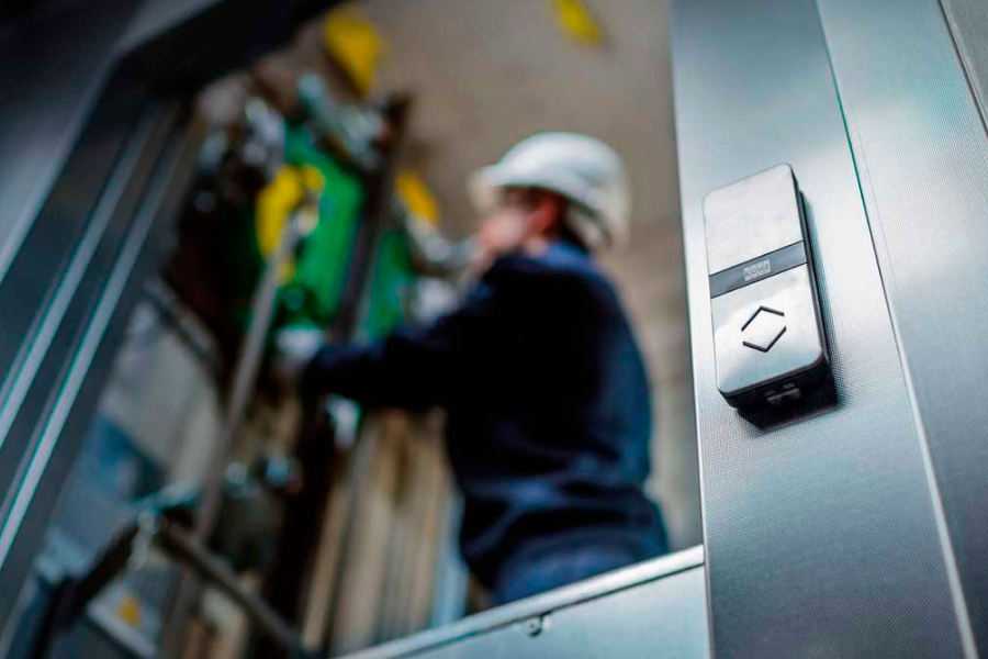 Современные технологии в лифтостроении: умные лифты и системы безопасности
